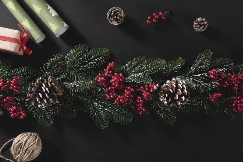 Get Ready for the Holidays: Decorate Your Home with an Artificial Green Christmas Tree and Accessories