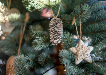 Lasting Memories with Full Artificial Christmas Trees