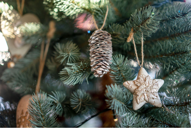 Lasting Memories with Full Artificial Christmas Trees